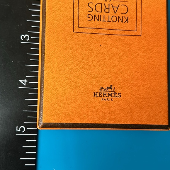 🖤NEW💕Hermès Scarf Knotting Cards in Case - Picture 6 of 11